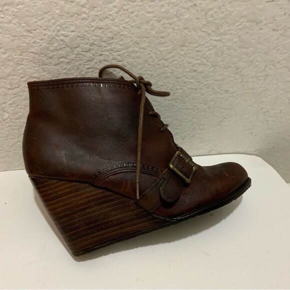 Fossil Charlene Ankle Boots Womens Size 7.5 Brown  Leather Lace Up Buckle Wedge - Picture 1 of 16